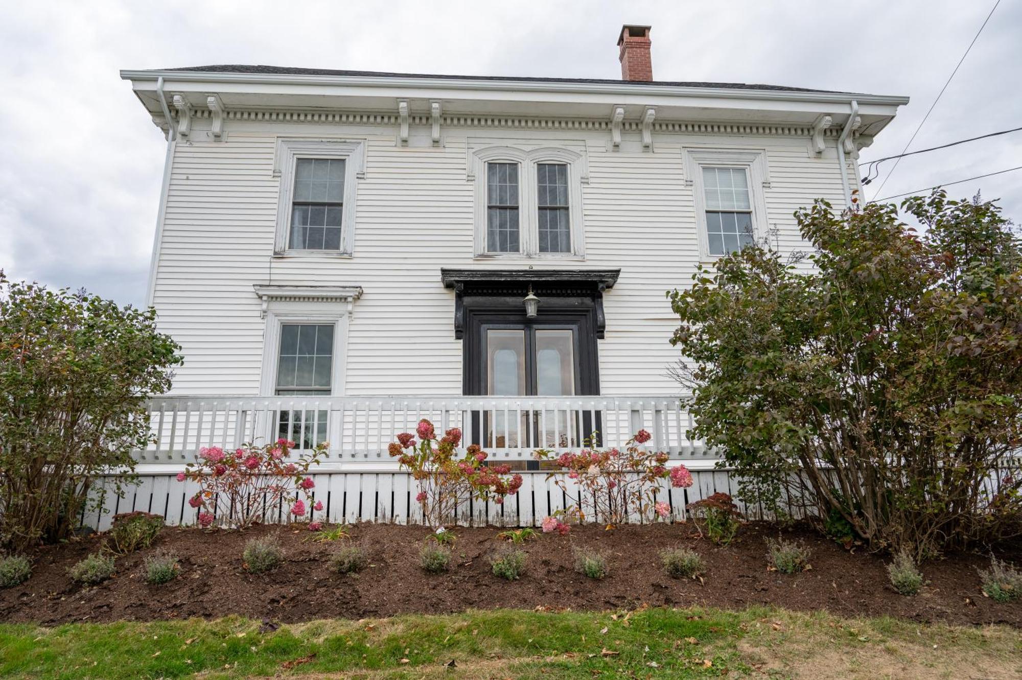 Yardarm Motel Searsport Екстериор снимка