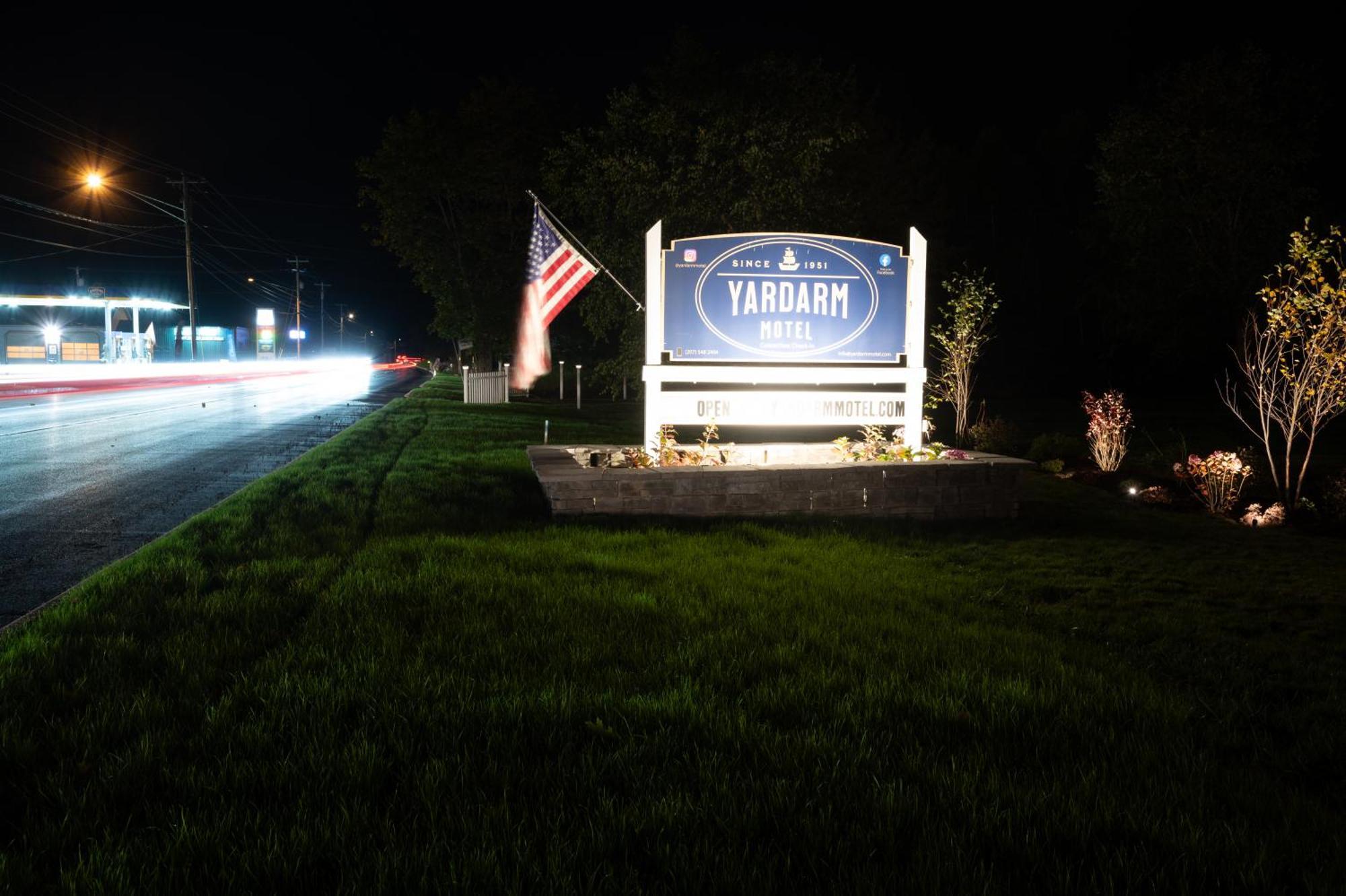 Yardarm Motel Searsport Екстериор снимка