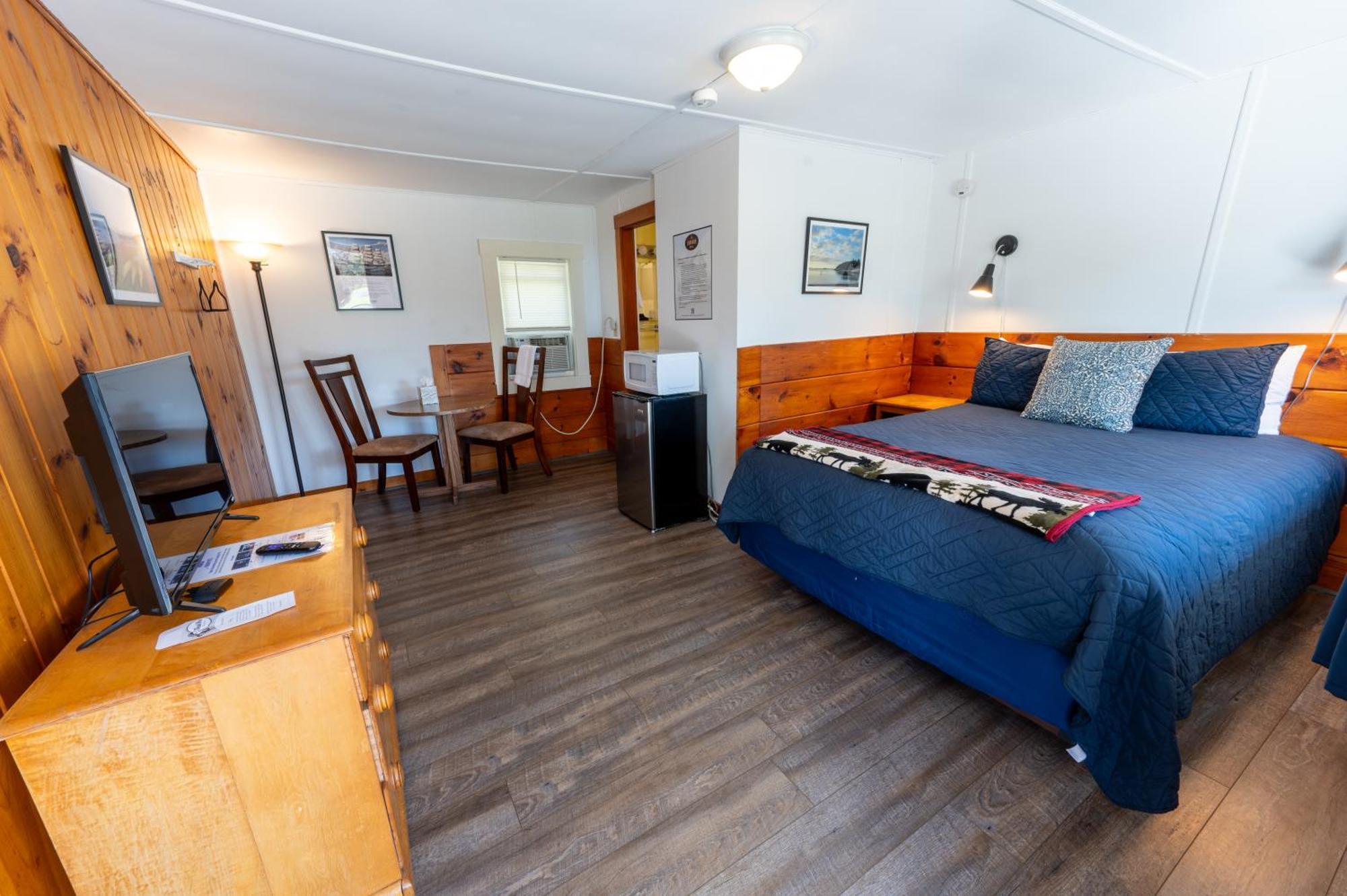 Yardarm Motel Searsport Екстериор снимка