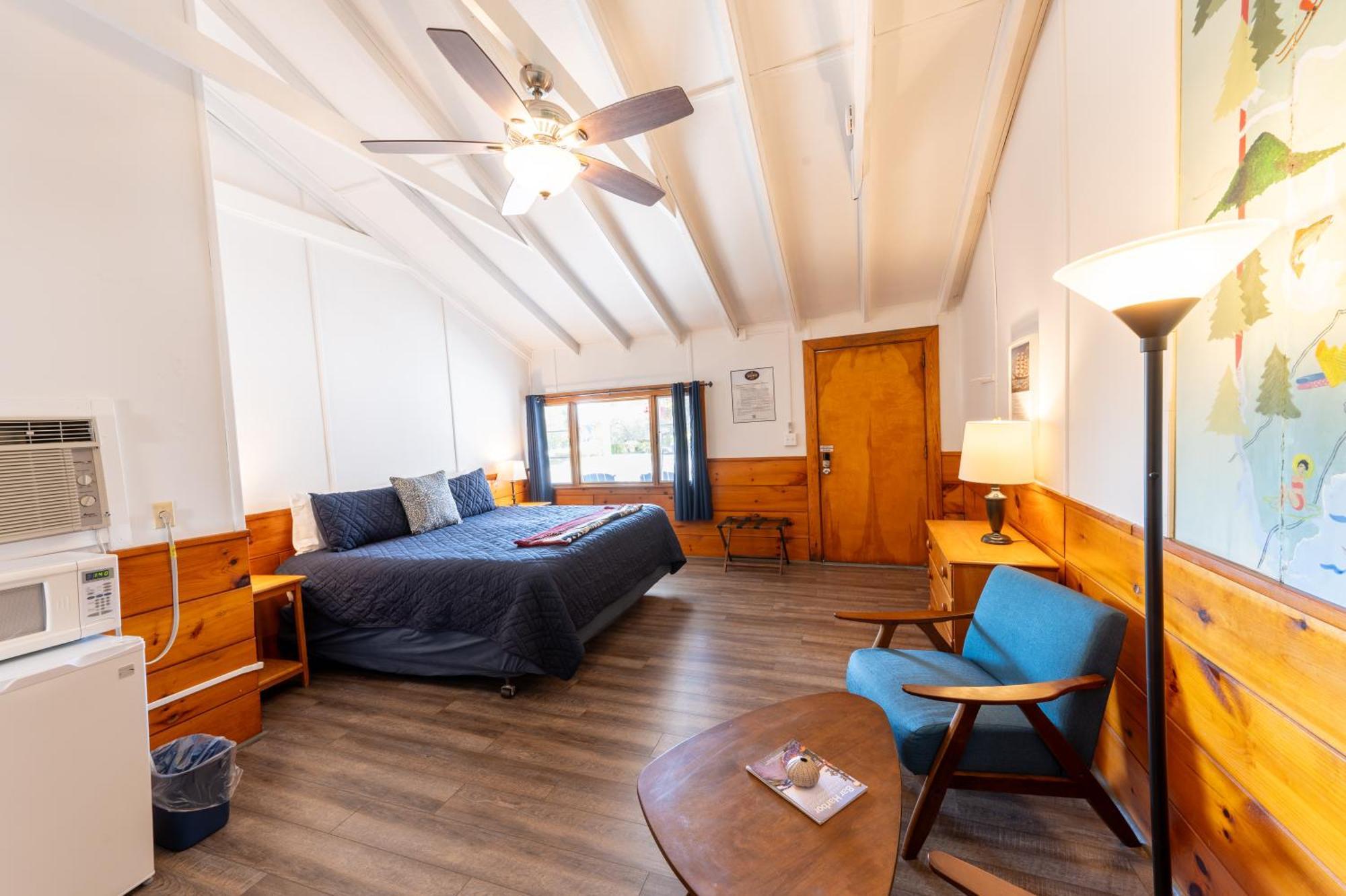 Yardarm Motel Searsport Екстериор снимка