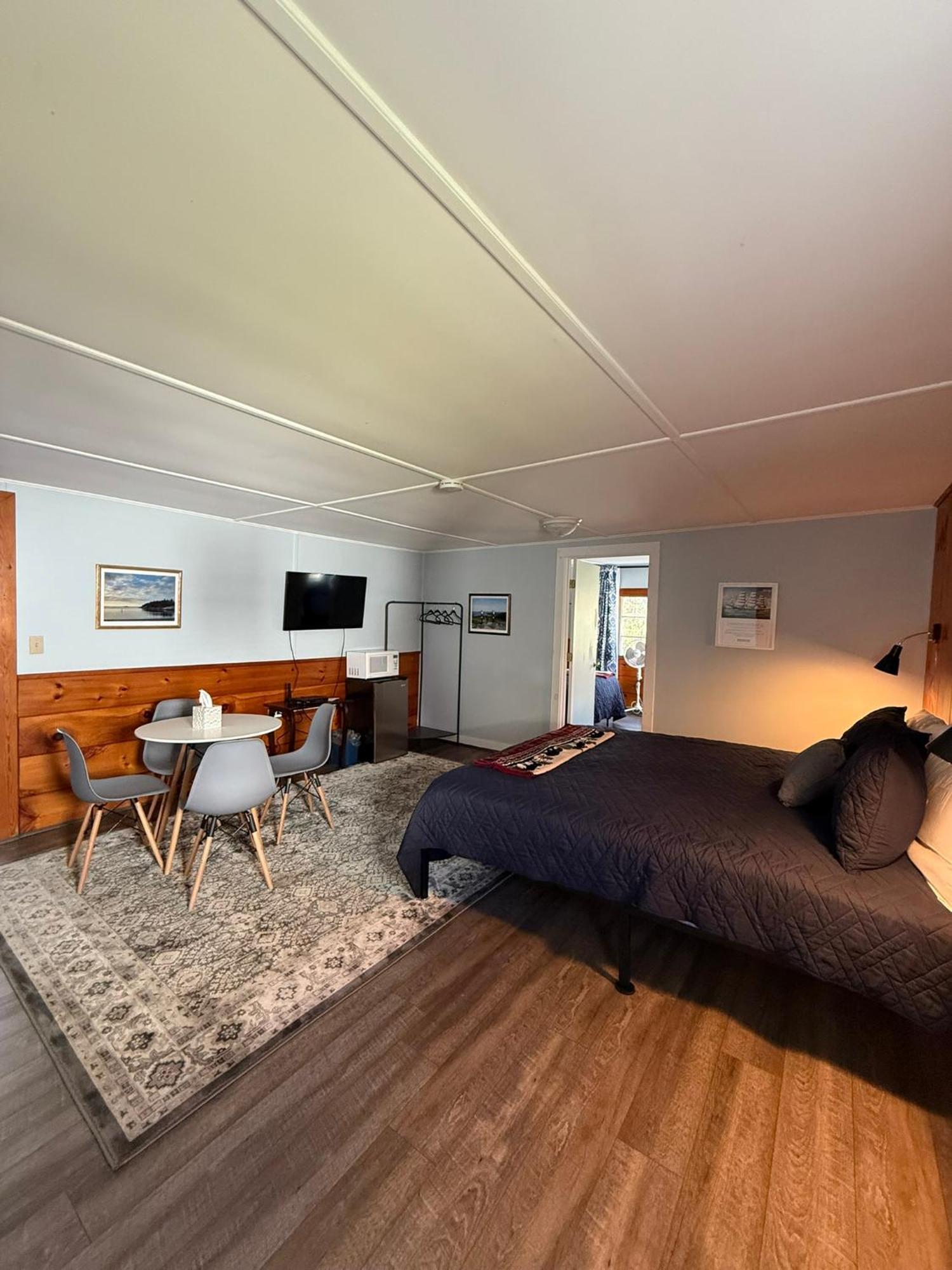 Yardarm Motel Searsport Екстериор снимка