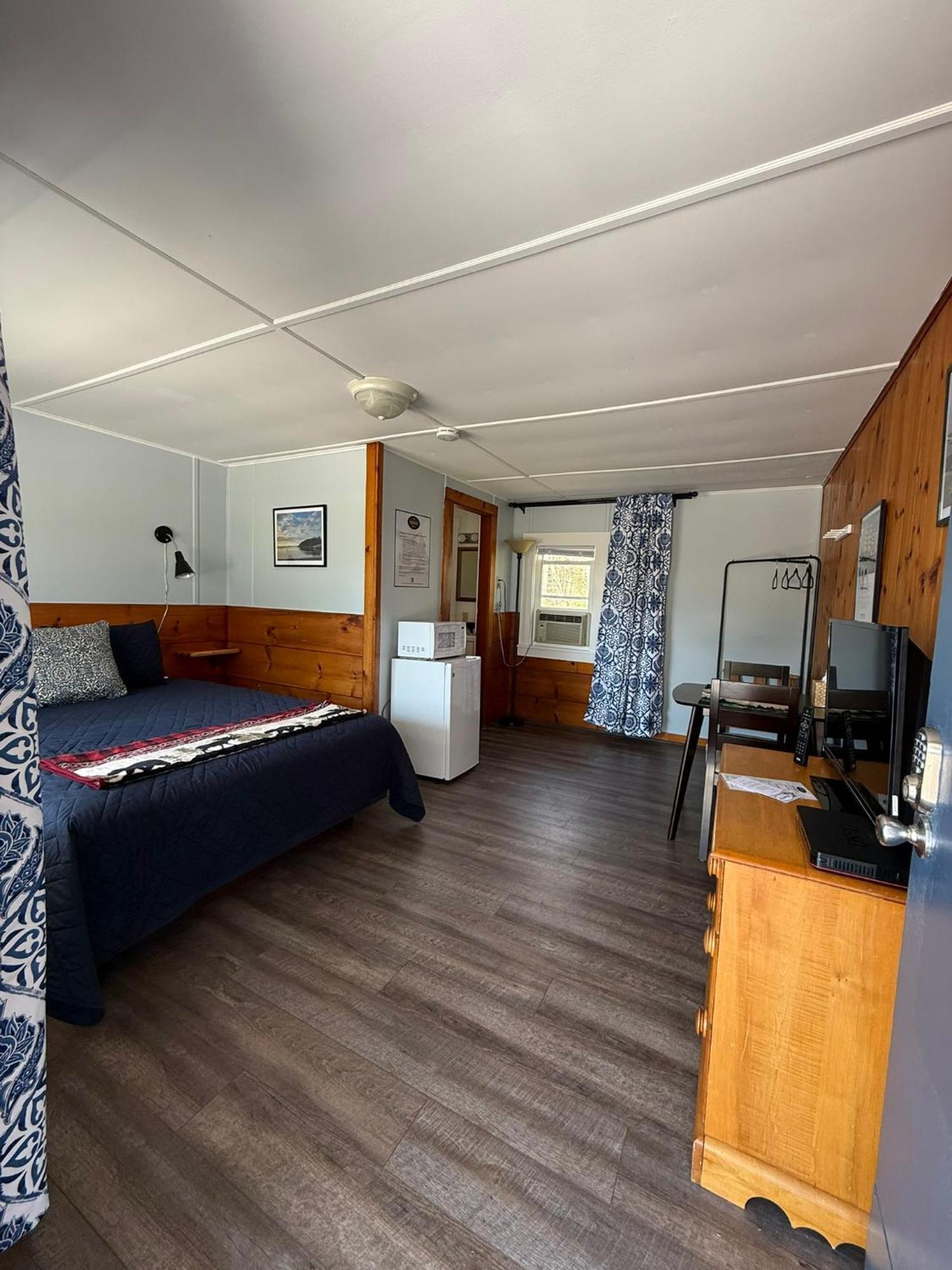 Yardarm Motel Searsport Екстериор снимка